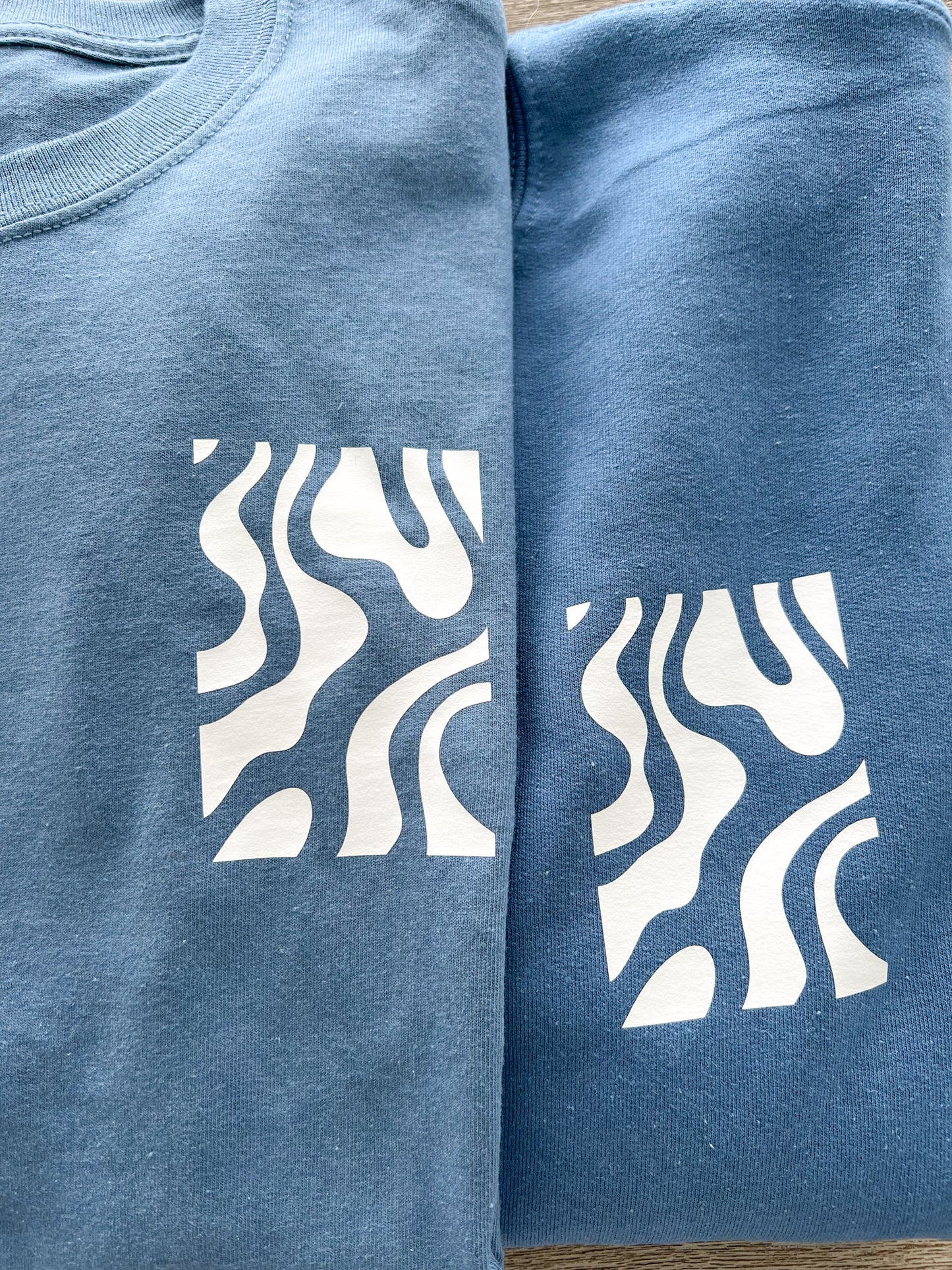 Wavy Minimalist Shirt